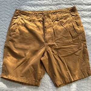 Uniqlo Men's Brown Shorts